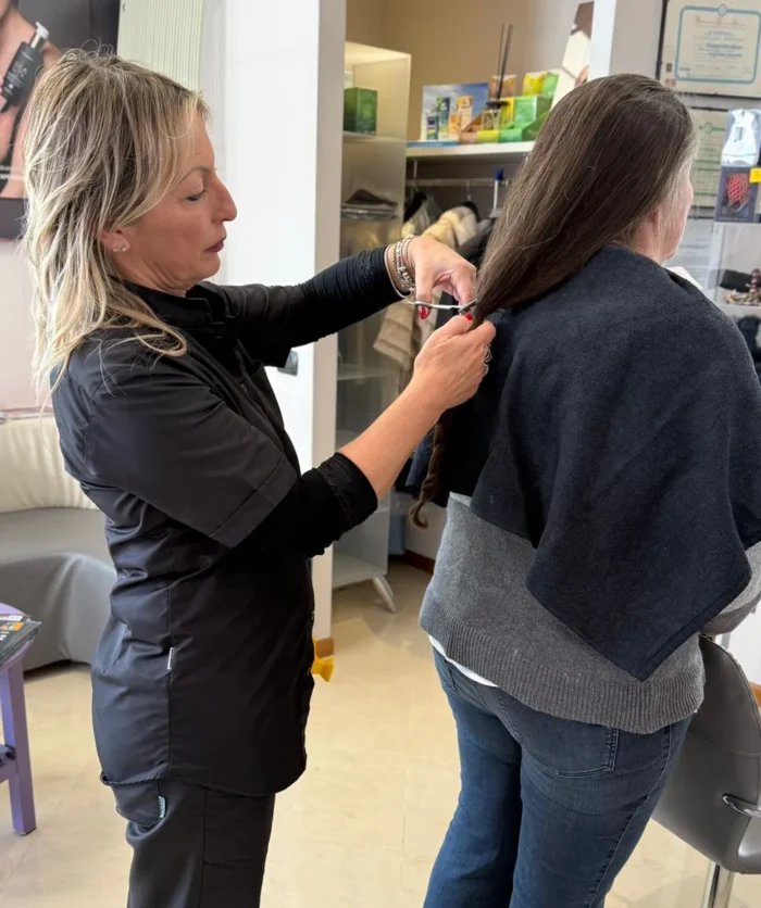 Taglio treccia | Capelli Donati | Progetto DONAMI: Capelli per la Vita | Associazione Cuore di Donna