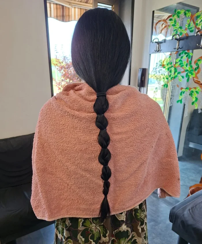Realizzazione treccia | Capelli Donati | Progetto DONAMI: Capelli per la Vita | Associazione Cuore di Donna